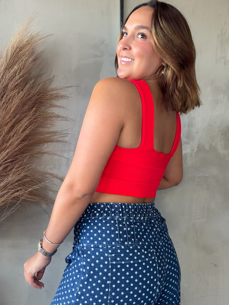 Keila Red Crossover Basic