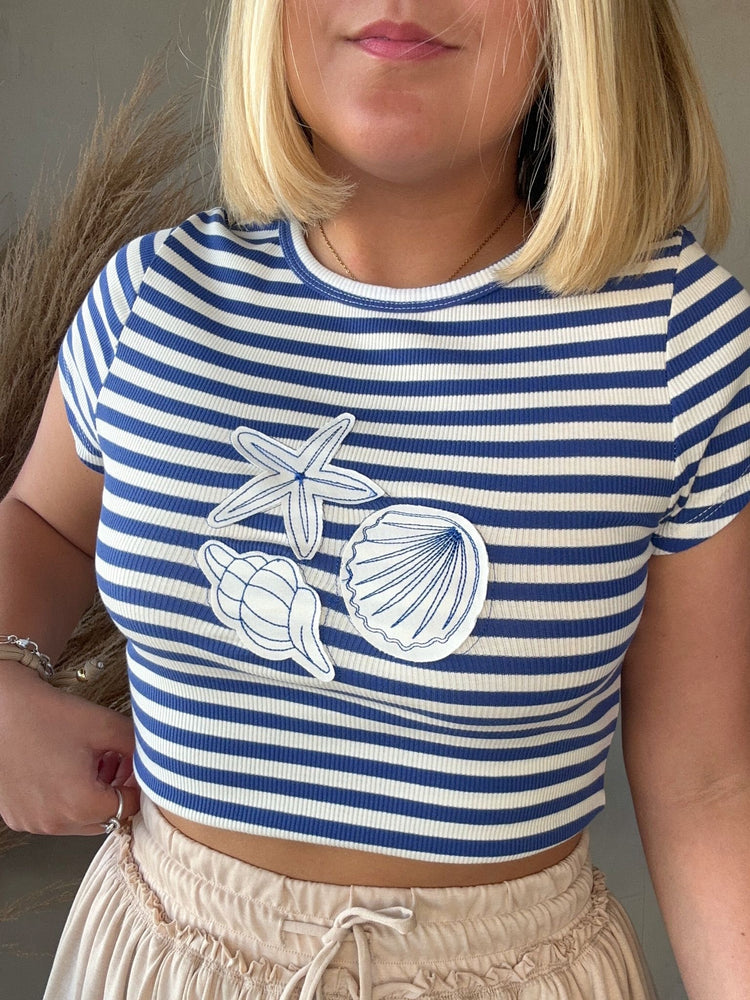 Shells Stitched Top