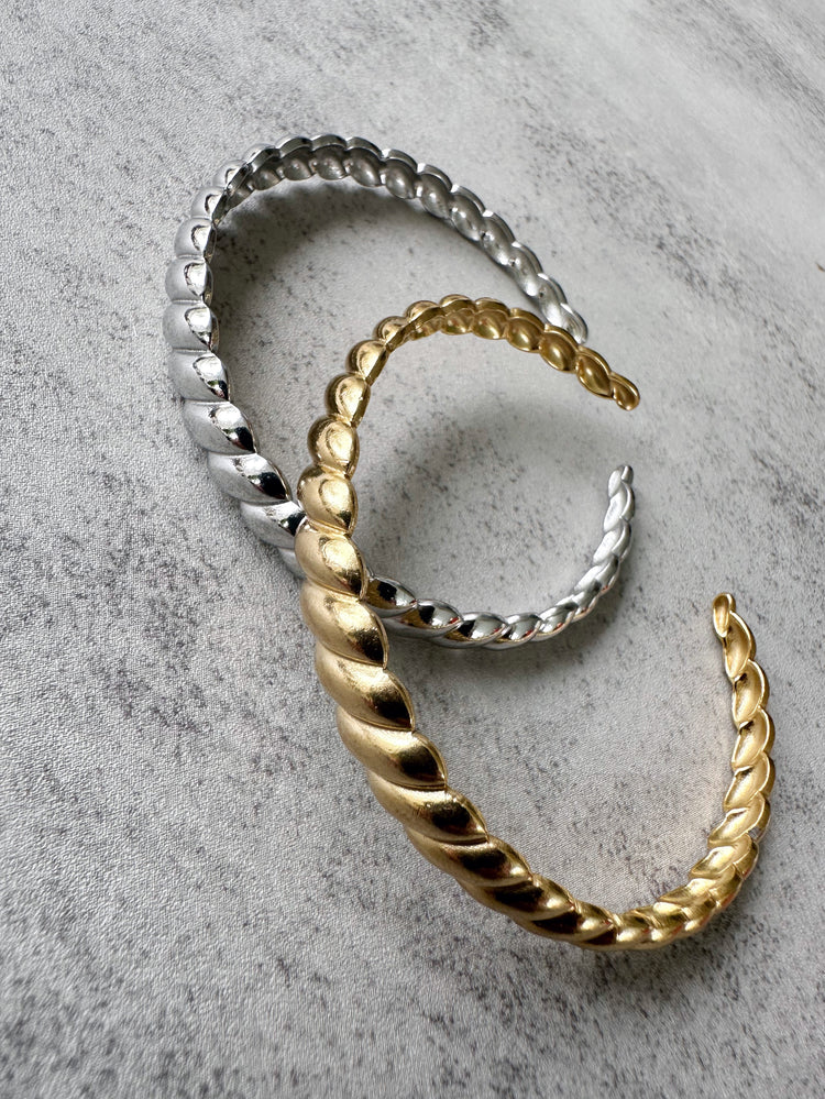 Dana Bangles
