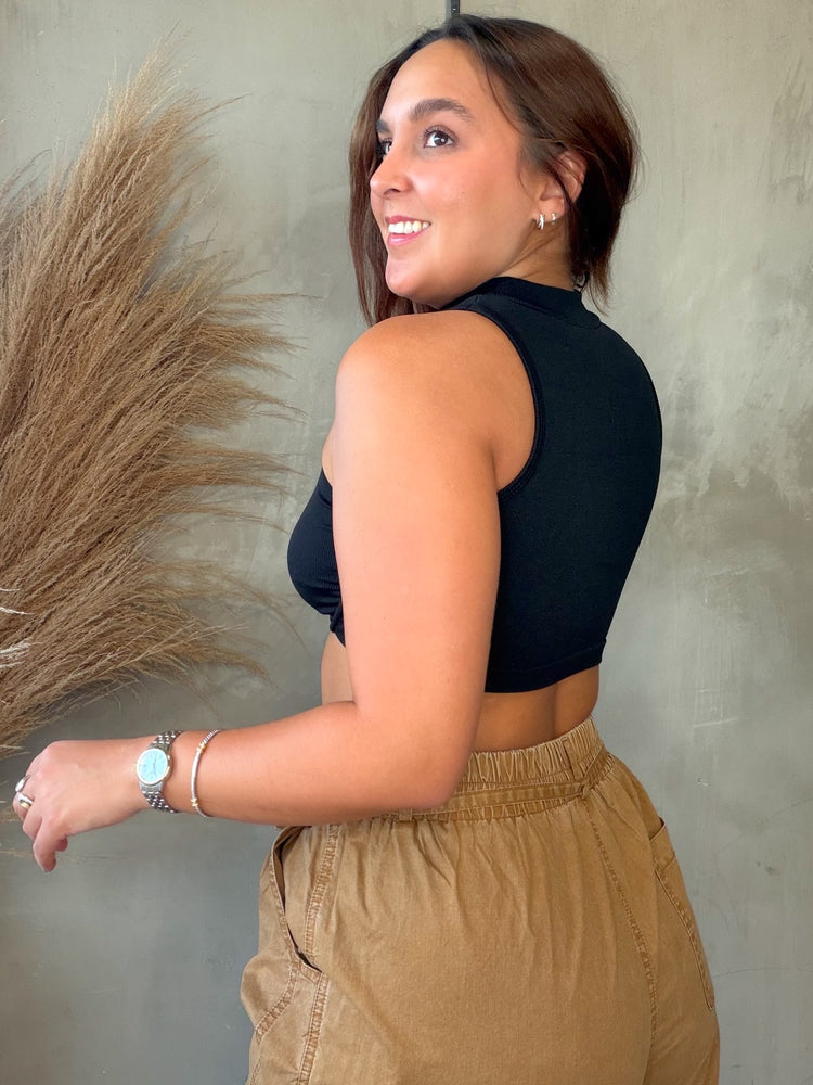 Gretchen Black Crop Top