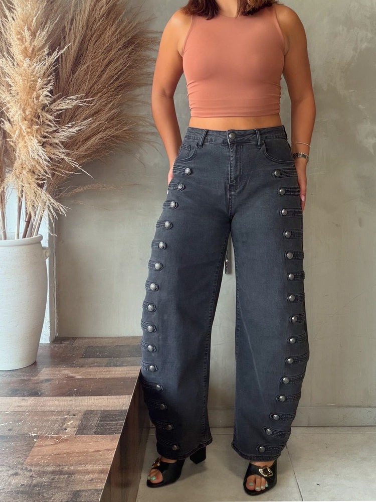 Rose Napoleon Black Jean