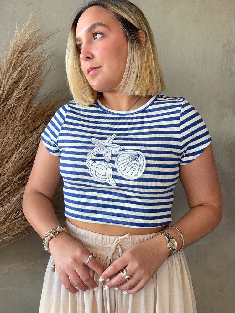 Shells Stitched Top