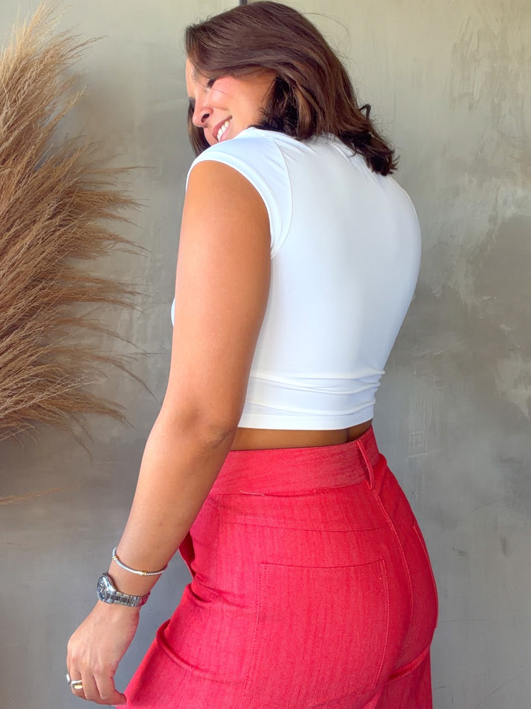 Leslie White Crop Tee