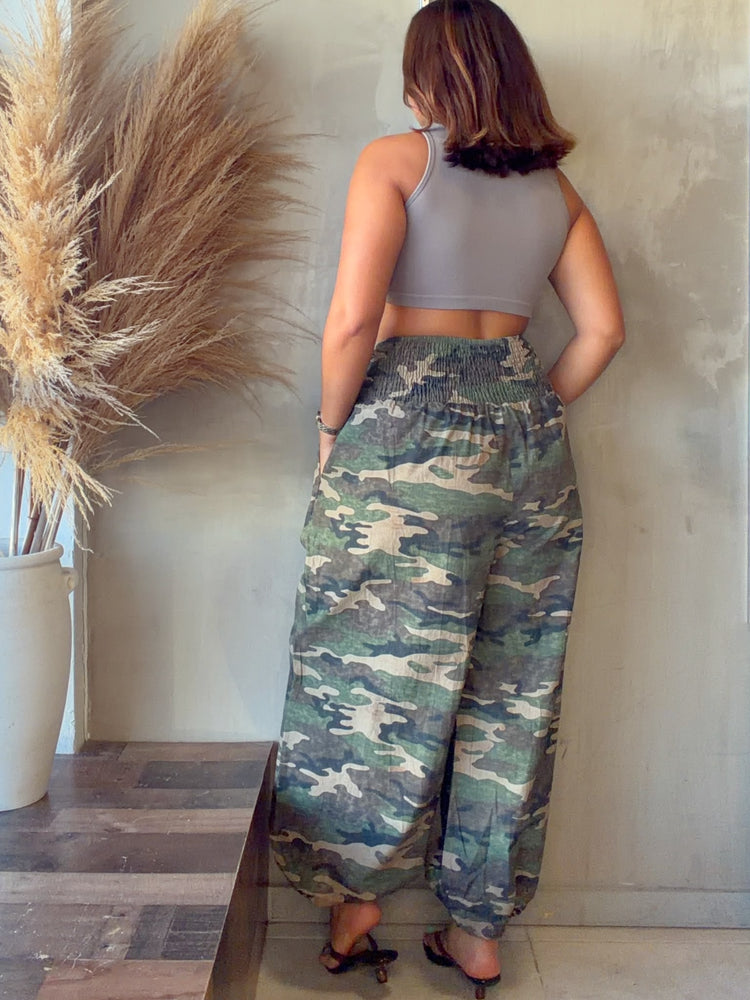 Lorraine Camo Balloon Pants