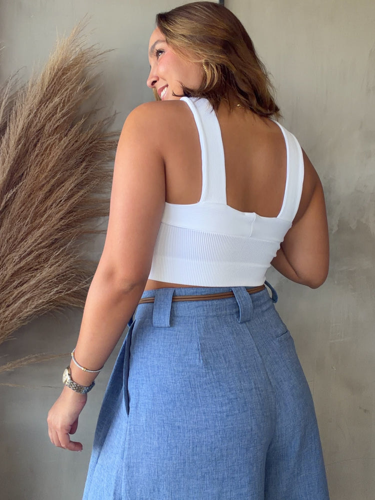 Keila White Crossover Basic