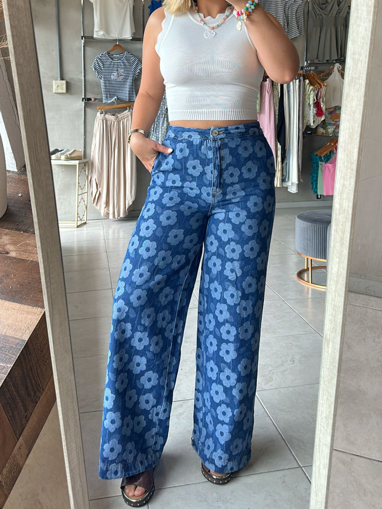 Janis Flowers Jean