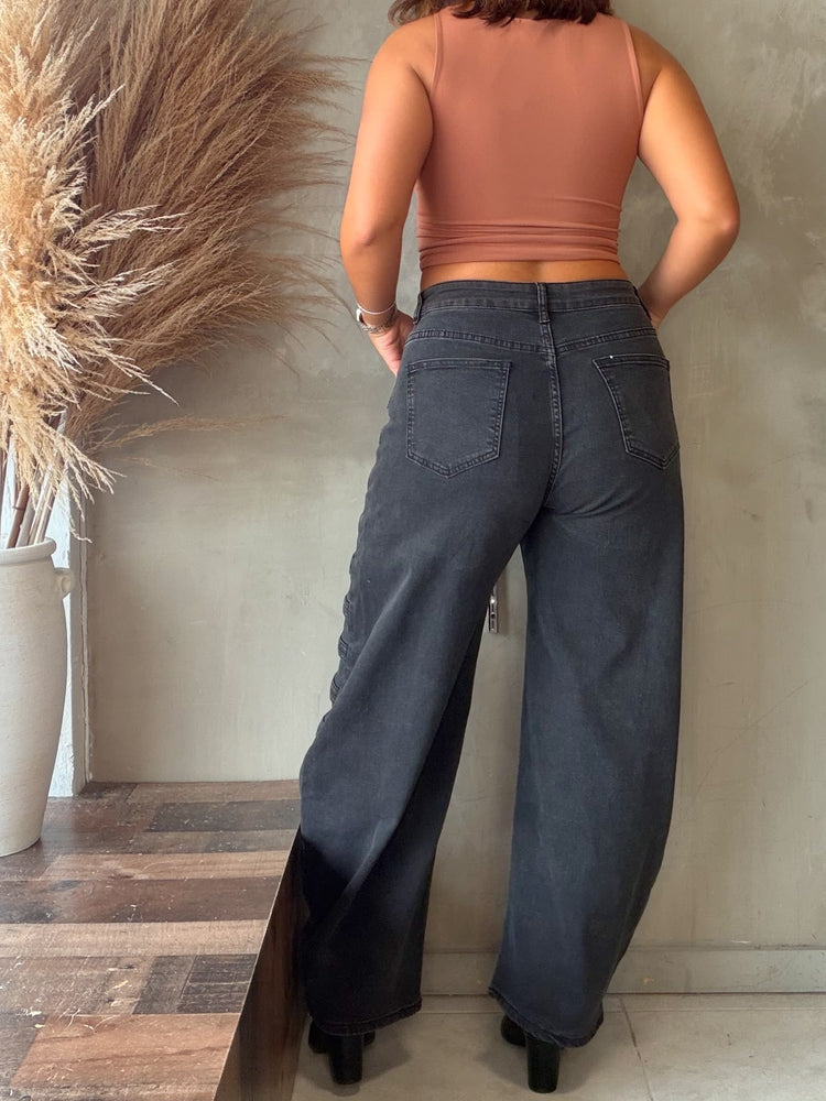 Rose Napoleon Black Jean