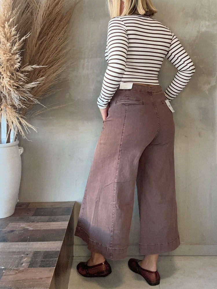 FINAL SALE - Stacy Chocolate Wide Jean