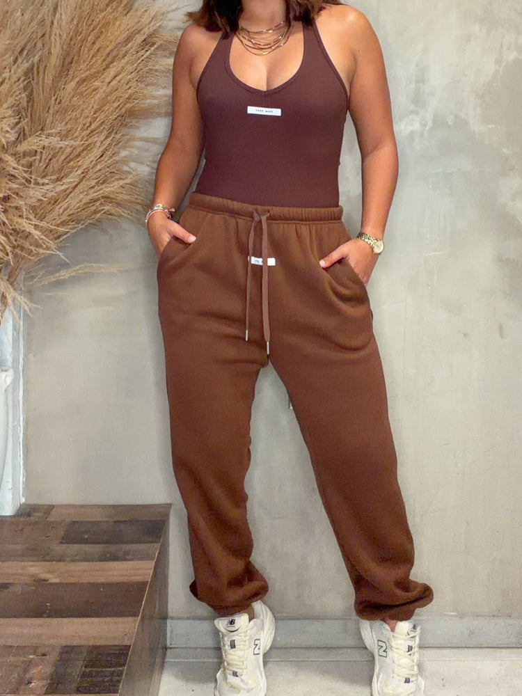 Joan Brown Body & Jogger Set