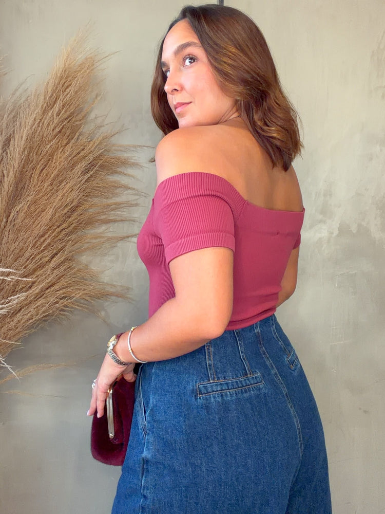 Arlette Wine Off Shoulder Basic