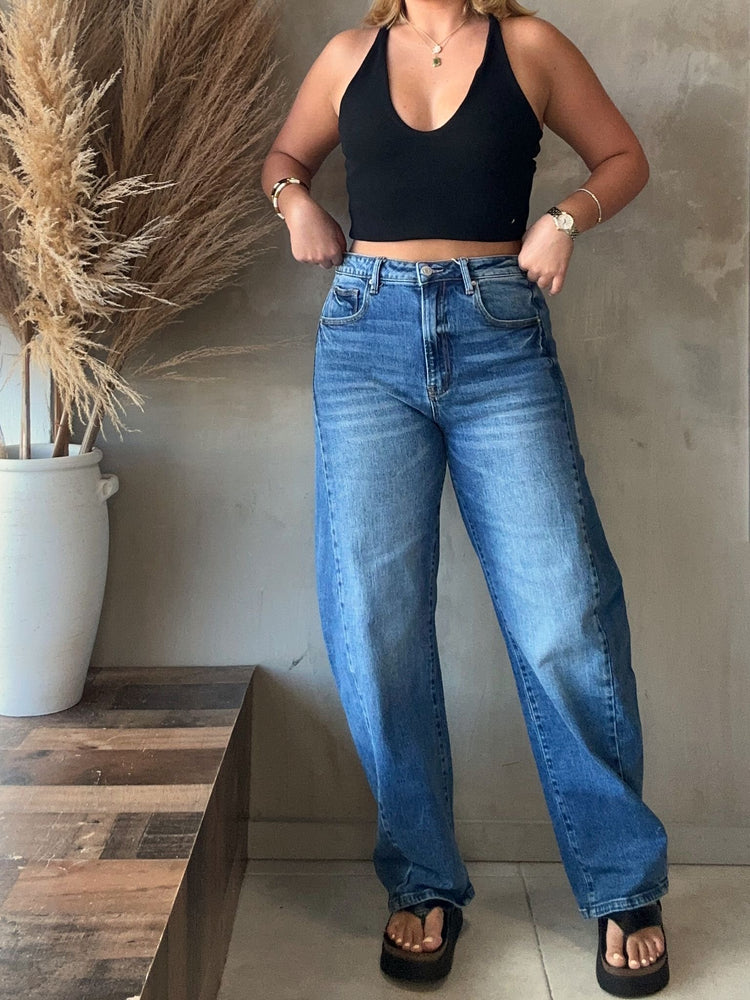 FINAL SALE - Cassandra Barrel Jean