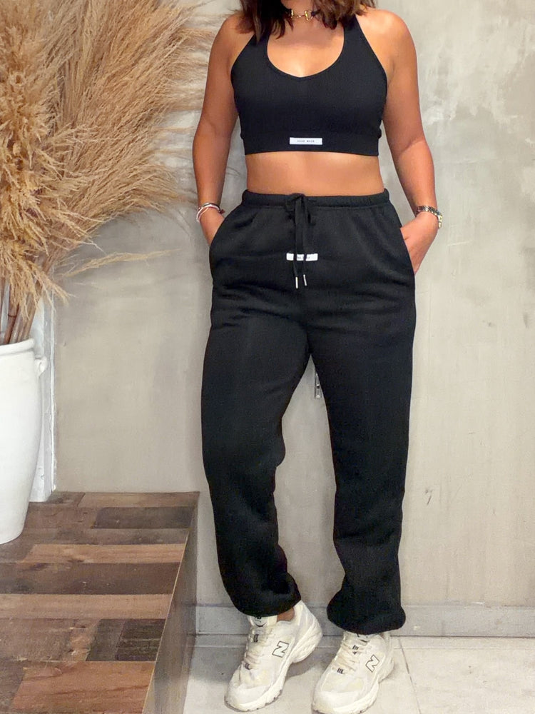 Joan Black Bra & Jogger Set