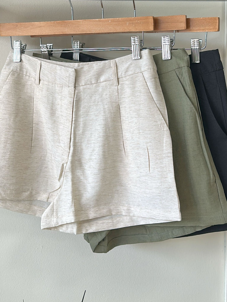 Jasmine Black Linen Short