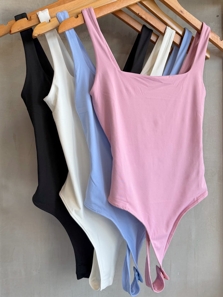 Belén Black Bodysuit