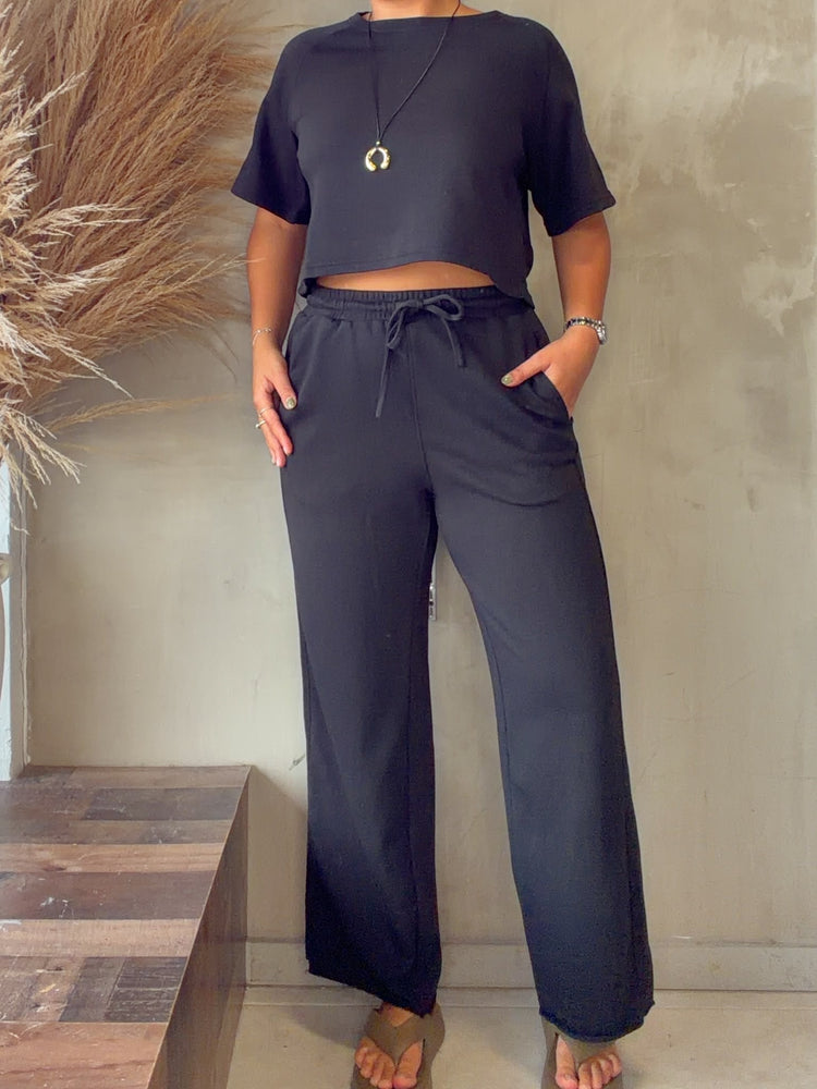 Daniela Black Comfy Set